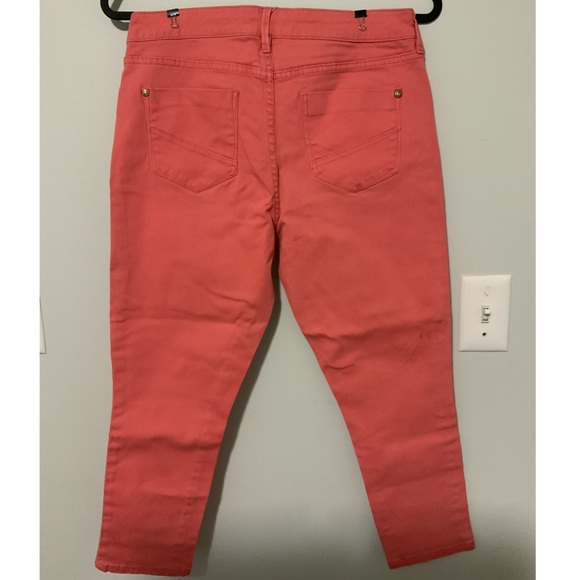 NEW! Ankle Jeans 👖| JustFab - Picture 9 of 9